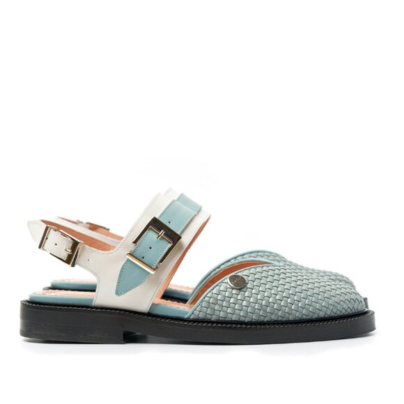 I N C H 2 Baby Blue Closed Toe Sandals - Picture 3 of 3